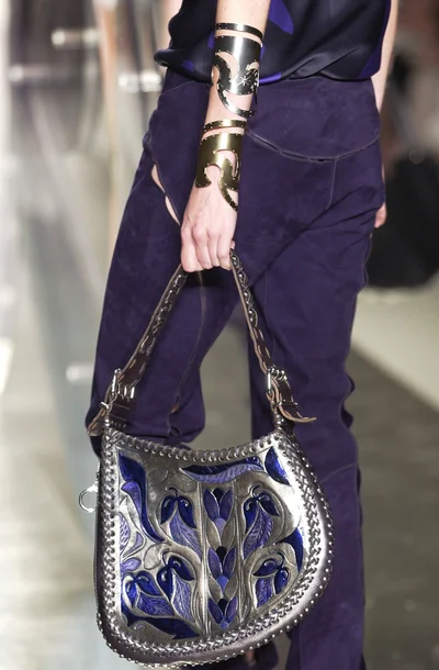 Look 18